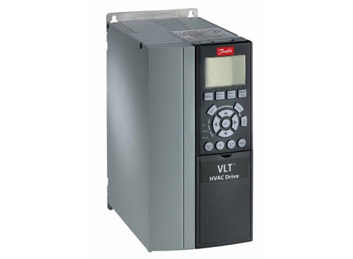 Danfoss Drives نے VLT® Refrigeration Drive FC 103 (134F7591) کی نقاب کشائی کی: کومپیکٹ، توانائی سے موثر کولنگ سسٹمز کے لیے ایک گیم چینجر